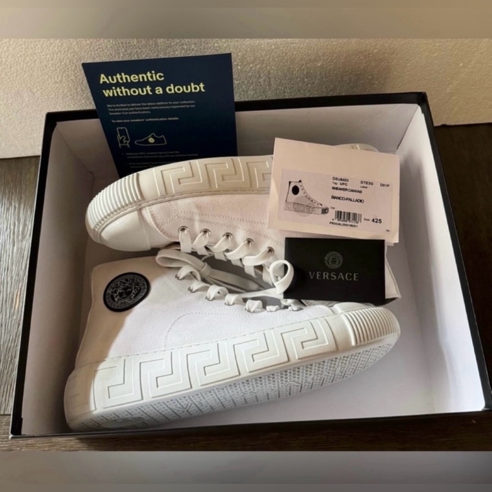 Versace White High-Top Sneakers with Black Medusa Patch Men Size 9.5 - Picture 7 of 8